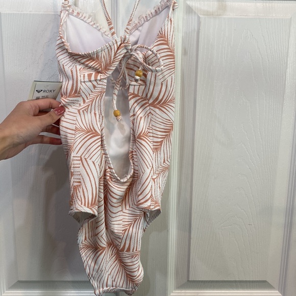 NWT Roxy One piece swimsuit - Sz. Small - Picture 4 of 4